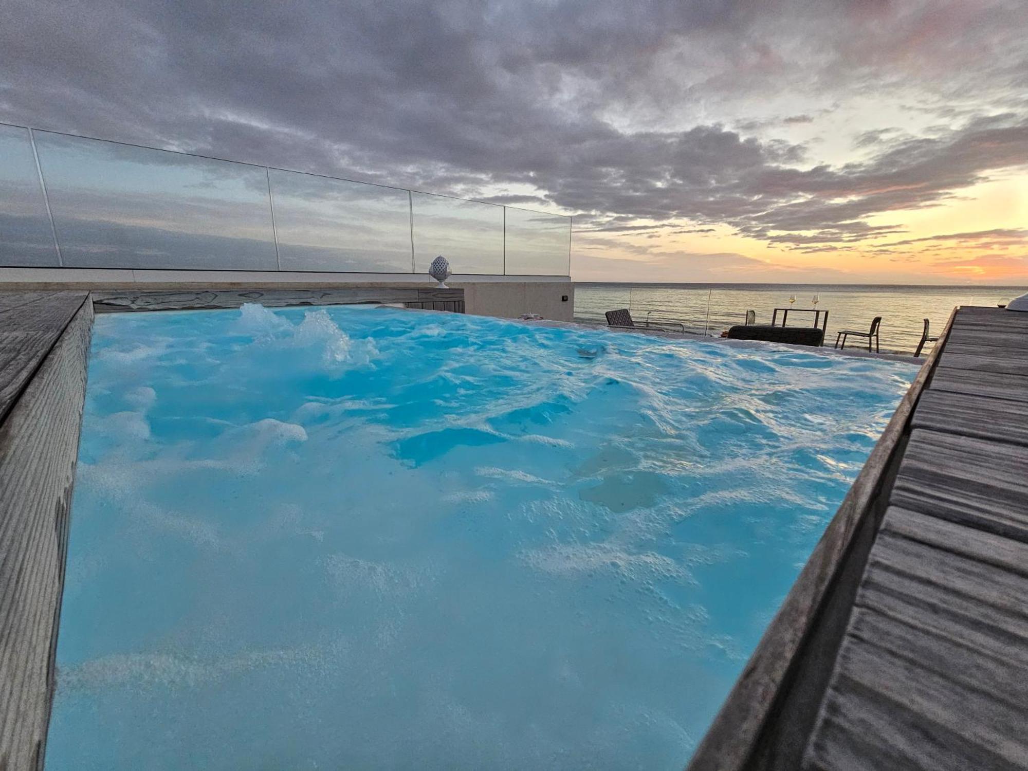 Villa Dune Luxury Roof Top Pool Wellness กัลลีโปลี ภายนอก รูปภาพ
